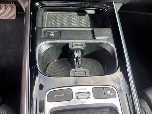 Used 2025 Mercedes-Benz GLA 250 image 25