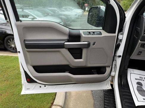 Used 2020 Ford F150 XLT w/ Trailer Tow Package AWD/4WD image 18