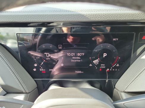 Used 2025 GMC Yukon XL Denali image 30