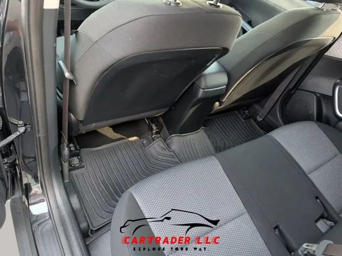Used 2022 Kia Soul LX w/ Technology Package FWD image 23
