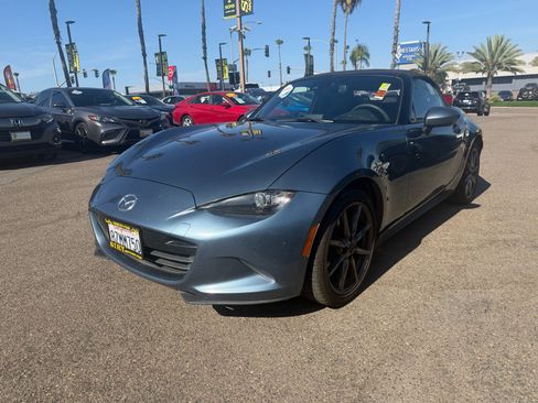 Used 2016 MAZDA MX-5 Miata Grand Touring RWD image 3