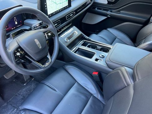 New 2026 Lincoln Aviator Reserve AWD/4WD image 8