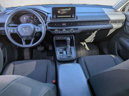 Used 2023 Honda CR-V LX image 15