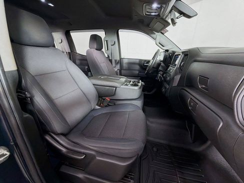 Used 2019 Chevrolet Silverado 1500 Custom Trail Boss w/ Custom Convenience Package AWD/4WD image 29