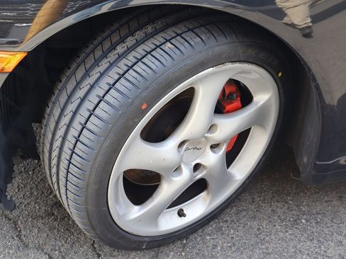 Used 2009 Porsche 911 Carrera S image 32