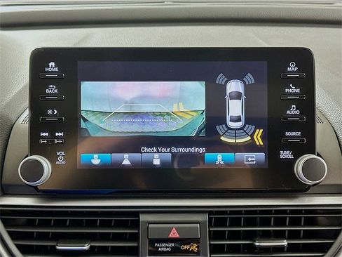 Used 2021 Honda Accord Touring image 17