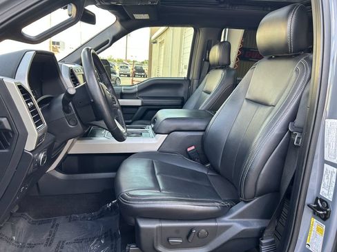 Used 2020 Ford F150 Lariat w/ Equipment Group 502A Luxury AWD/4WD image 12