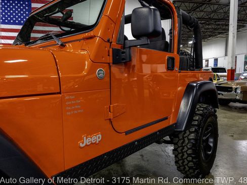 Used 2005 Jeep Wrangler Rubicon AWD/4WD image 22