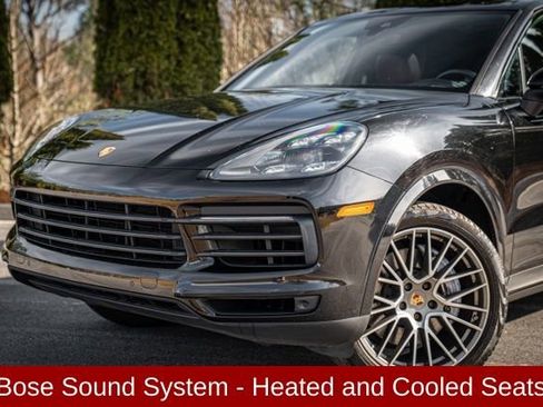 Used 2022 Porsche Cayenne Platinum Edition AWD/4WD image 2