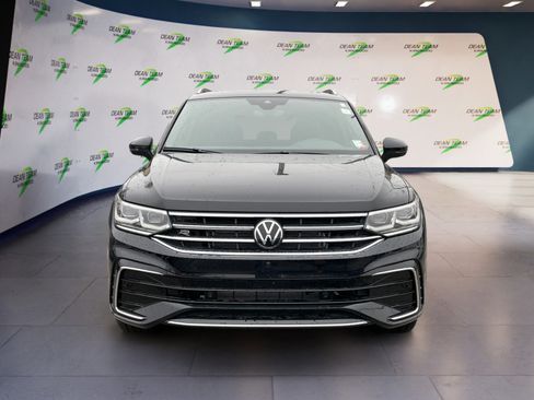 Used 2024 Volkswagen Tiguan SEL R-Line image 6