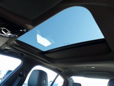 Certified 2025 BMW 530i xDrive w/ Premium Package image 15