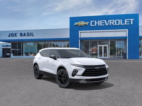 New 2026 Chevrolet Blazer LT AWD/4WD image 1