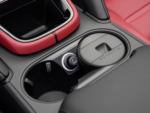 New 2025 Porsche Cayenne S image 22