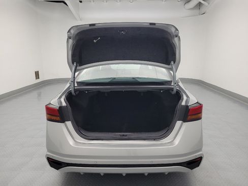 Used 2025 Nissan Altima 2.5 SV FWD image 29