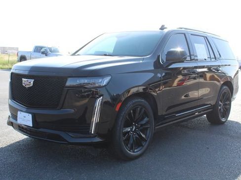 Used 2023 Cadillac Escalade Sport w/ Touring Package AWD/4WD image 11