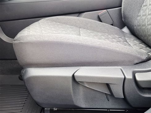 New 2026 Nissan Kicks SV image 19