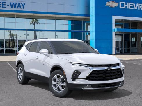 New 2026 Chevrolet Blazer LT w/ Convenience Package FWD image 26