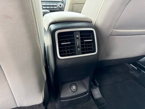Used 2020 Kia Sportage LX FWD image 15