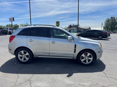 Used 2014 Chevrolet Captiva Sport LTZ image 4