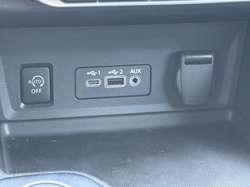 Used 2024 Nissan Sentra S FWD image 19