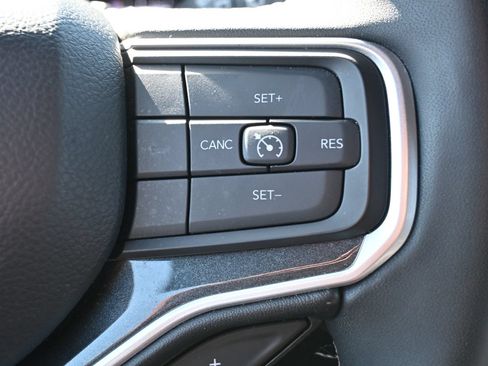 Used 2024 Jeep Wagoneer 4WD image 10