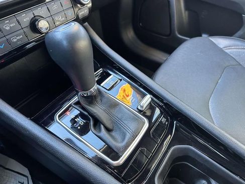 Certified 2023 Jeep Compass Limited image 34