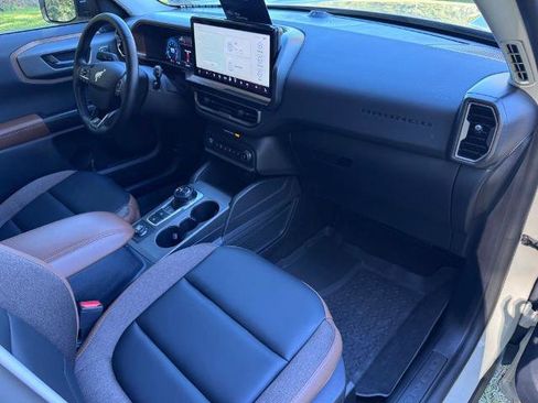 Certified 2025 Ford Bronco Sport Outer Banks w/ Outer Banks Tech Package+ image 24