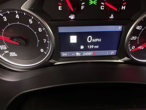 Used 2024 GMC Terrain AT4 w/ Infotainment Package II AWD/4WD image 12