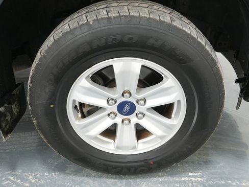 Used 2015 Ford F150 XLT AWD/4WD image 10