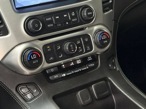Used 2019 GMC Yukon SLT AWD/4WD image 28