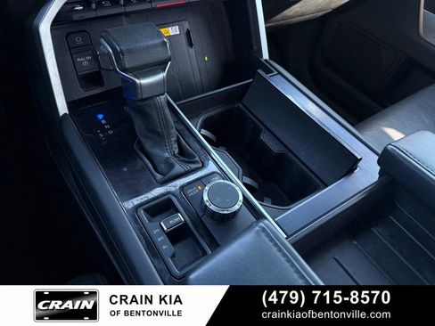 Used 2024 Toyota Tundra Platinum AWD/4WD image 19