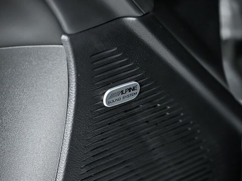 Used 2023 Dodge Challenger R/T Scat Pack RWD image 18