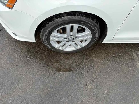 Used 2018 Volkswagen Jetta S image 33