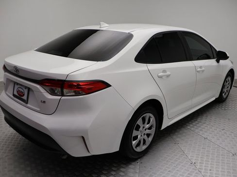 Certified 2025 Toyota Corolla LE w/ Convenience Package image 8