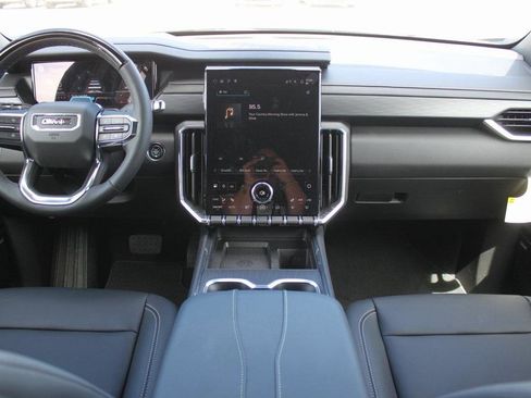 New 2026 GMC Acadia Elevation w/ Super Cruise Package image 9