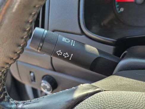 Used 2022 Chevrolet Colorado LT w/ Fleet Safety Package RWD image 30