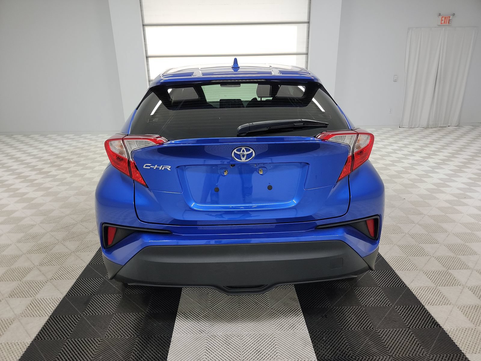 Certified 2021 Toyota C-HR XLE FWD image 37