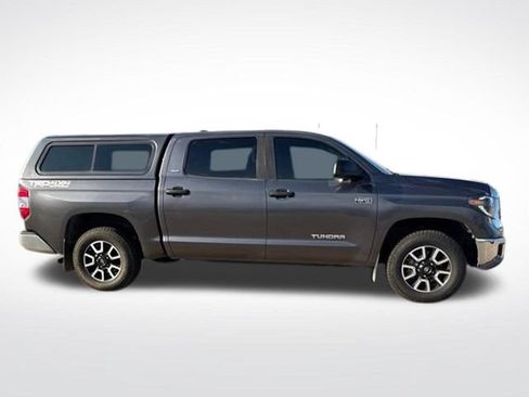 Used 2020 Toyota Tundra SR5 w/ TRD Off-Road Plus Package AWD/4WD image 4