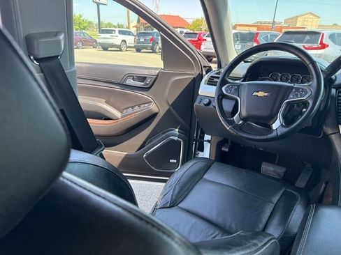 Used 2018 Chevrolet Tahoe LT AWD/4WD image 18