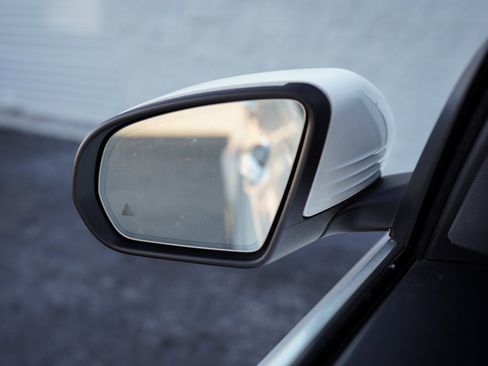 Used 2019 Mercedes-Benz GLC 300 4MATIC Coupe image 38