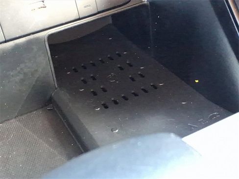 Used 2022 Kia Sorento EX image 13