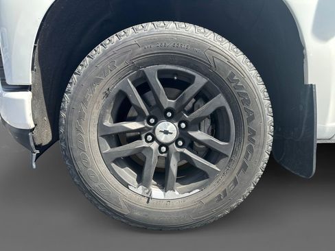 Used 2020 Chevrolet Silverado 1500 RST AWD/4WD image 15