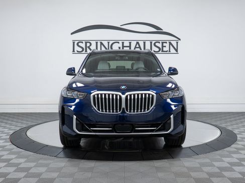 New 2026 BMW X5 xDrive40i w/ Executive Package AWD/4WD image 2
