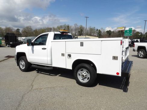 Used 2016 Chevrolet Silverado 2500 W/T w/ WT Fleet Convenience Package image 4