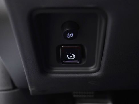 Used 2023 Chevrolet Corvette Stingray Preferred Cpe w/ Z51 Performance Package image 23