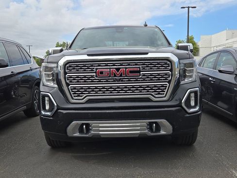 Used 2019 GMC Sierra 1500 Denali w/ Denali Ultimate Package AWD/4WD image 2