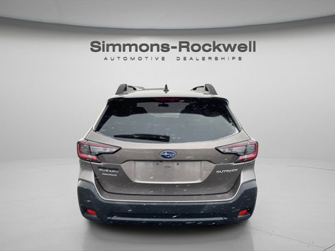 Used 2024 Subaru Outback Premium image 6