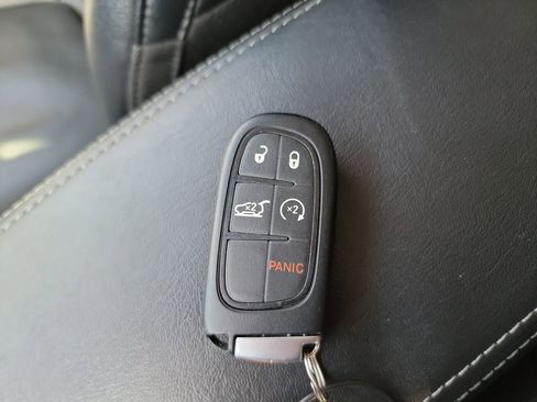 Used 2023 Jeep Cherokee Altitude Lux image 24