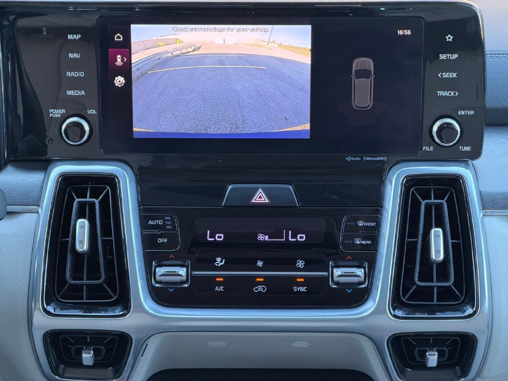Used 2023 Kia Sorento SX AWD/4WD image 12