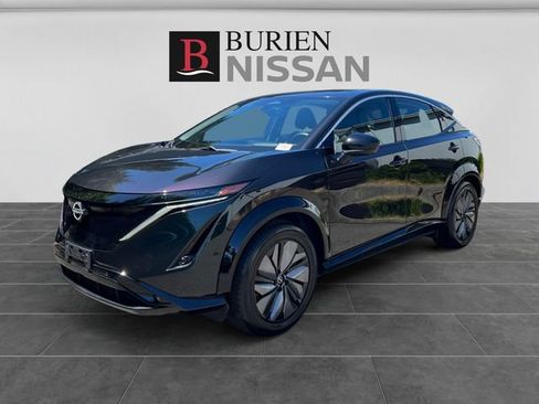 Used 2023 Nissan Ariya FWD image 1